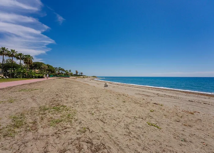 Luxury Beachfront Penthouse Marbella - Heated Pool & Seaviews 公寓
